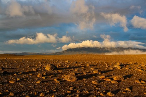 Wolken über Bláfjallsfjallgarður