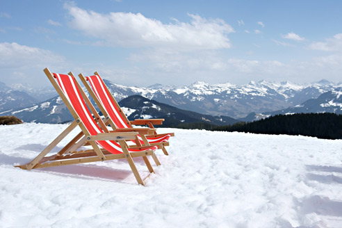 schnee-liegestuhl.jpg