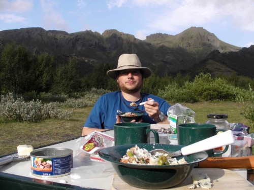 ein picnic in der abendsonne