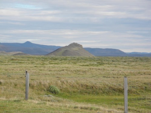 island-2012-07-14-02-modrudalur-02-drache-800.jpg