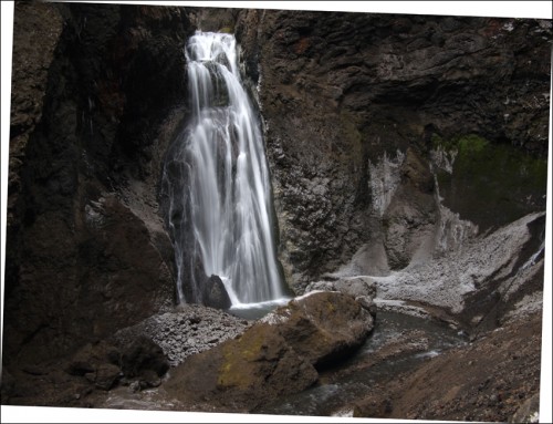 Wasserfall im Drekagil