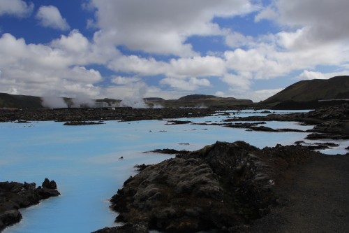 Die &quot;Abwässer&quot; der Blauen Lagune bzw. des Geothermalkraftwerks von Svartsengi