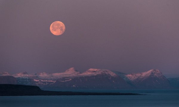 Monduntergang auf dem Rückweg vom Sonnenaufgang vom Svínavatn